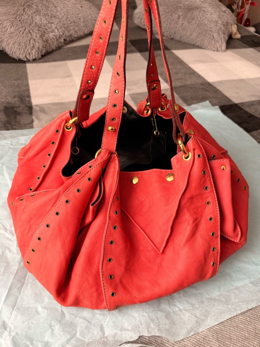 Mania made in Italy (OG $750) Stud-Accent Red Leather Shoulder Shopper Bag